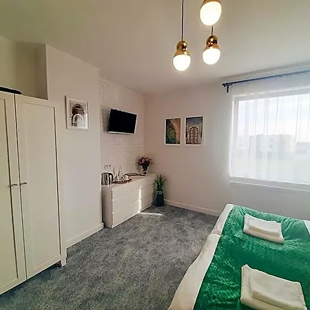 Wyjatkowe Smaki Oda ve Kahvaltı 3*